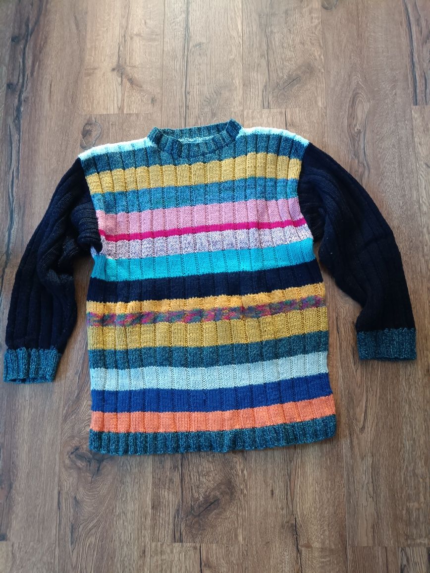 Kolorowy gruby ciepły sweter przez głowę M/L