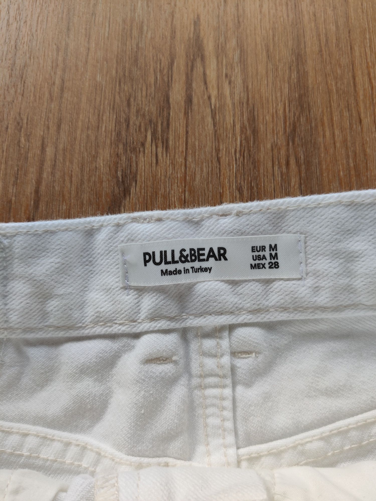 Saias e Calções Zara, Pull & Bear, Stradivarius 36 e 38