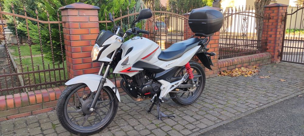 Honda CB125F/2016r/4300km/Zarejestrowana