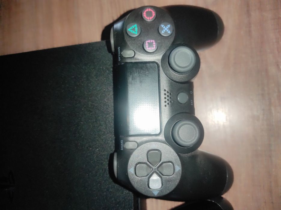Ps 4 slim 500 GB