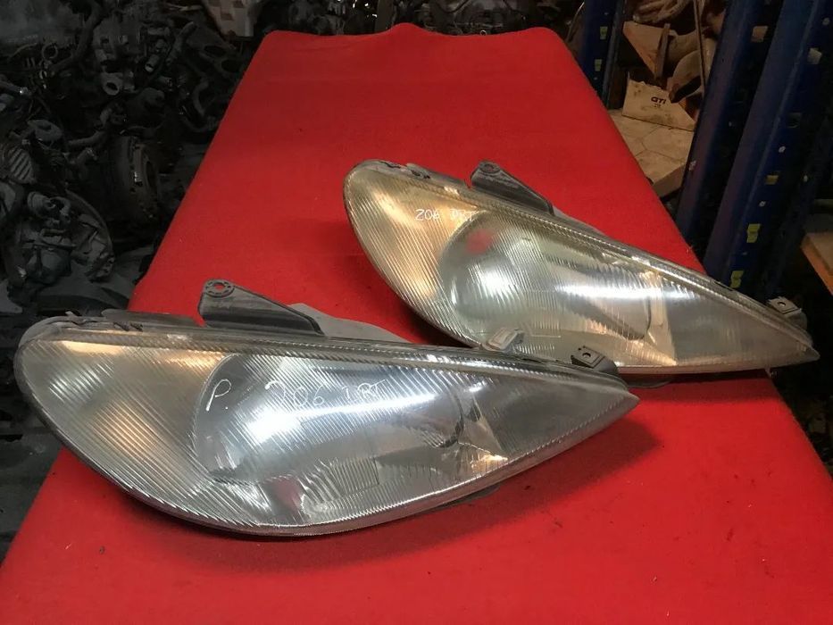 Óticas / faróis da frente peugeot 206