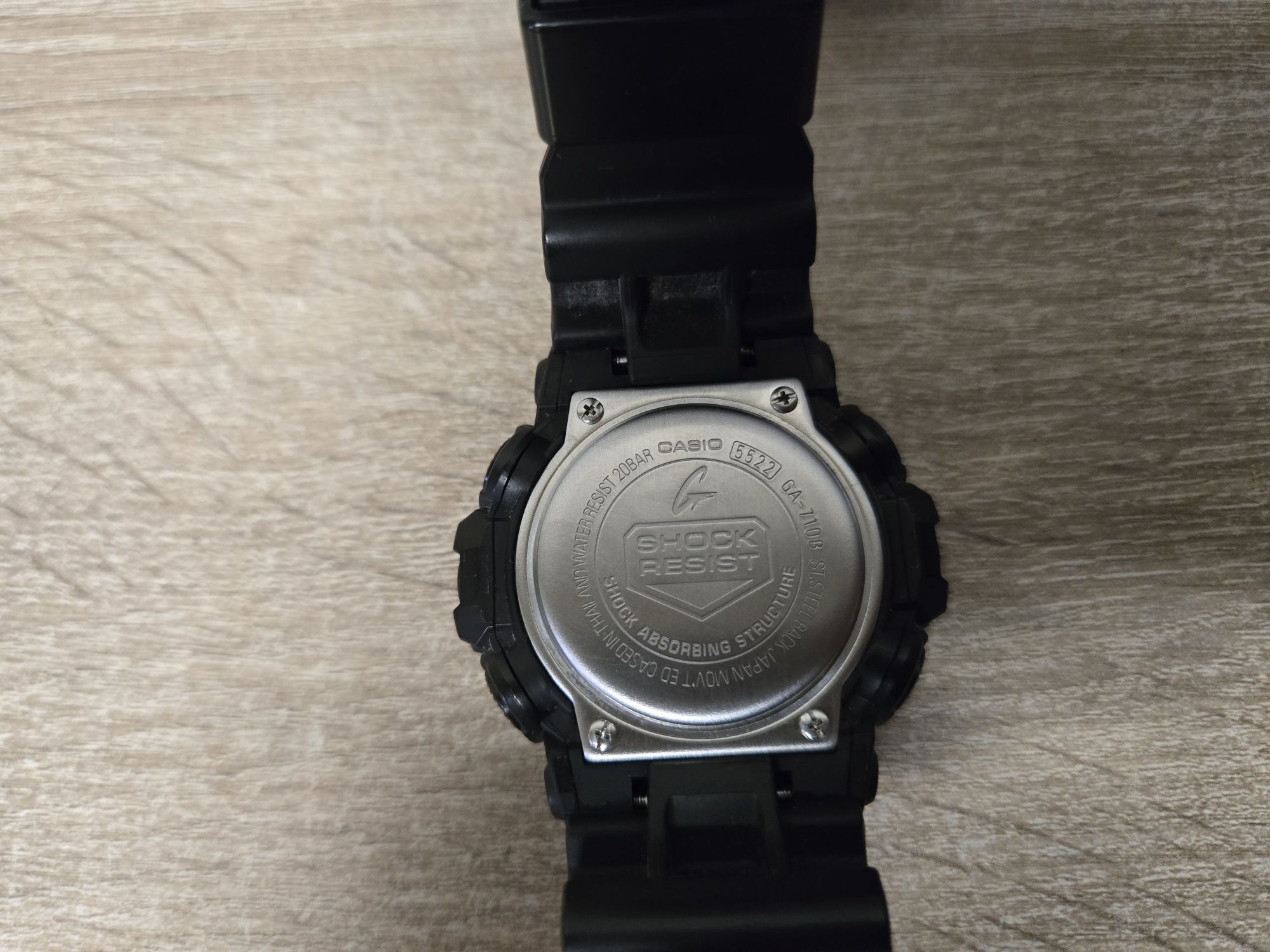 Zegarek Casio G-SHOCK Limitowany Black and Gold / GA-710B-1A4ER