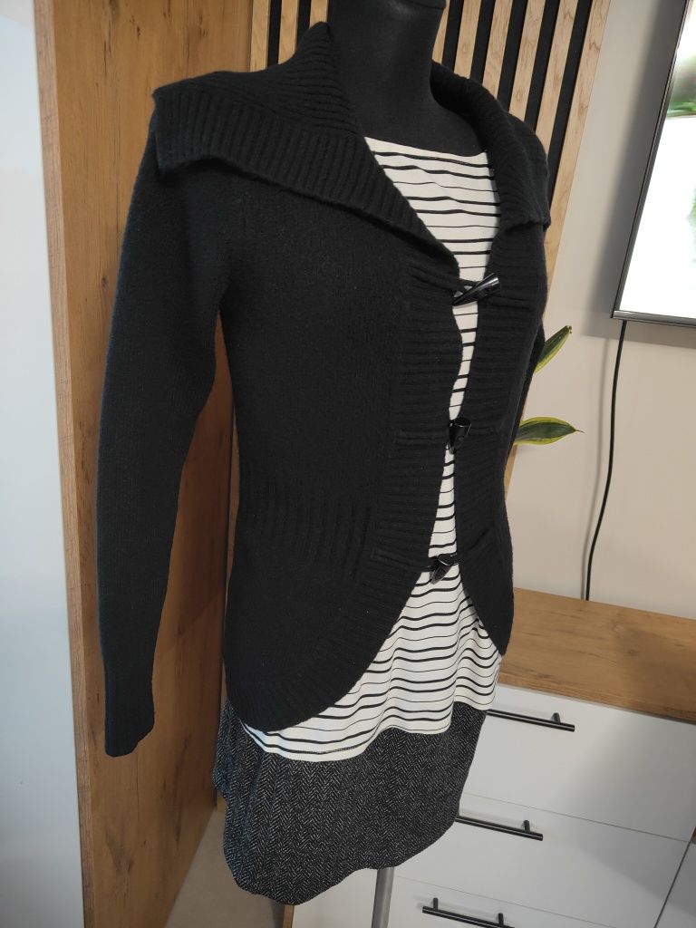 Ciepły zimowy sweterek damski sweter na guziki M/L 80% wełna wool