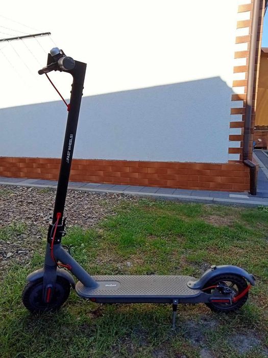 Hulajnoga elektryczna