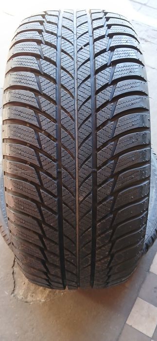 225/50/17 Bridgestone Blizzak LM001