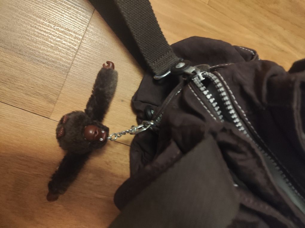 Сумка Kipling оригинал,отличное состояние