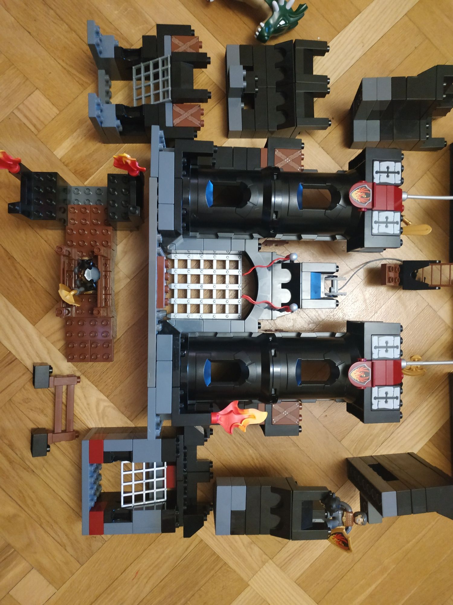 Конструктор Lego Duplo Черный Замок 4785
