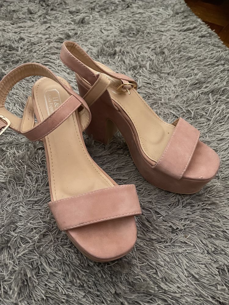 Sandalias de salto alto 36