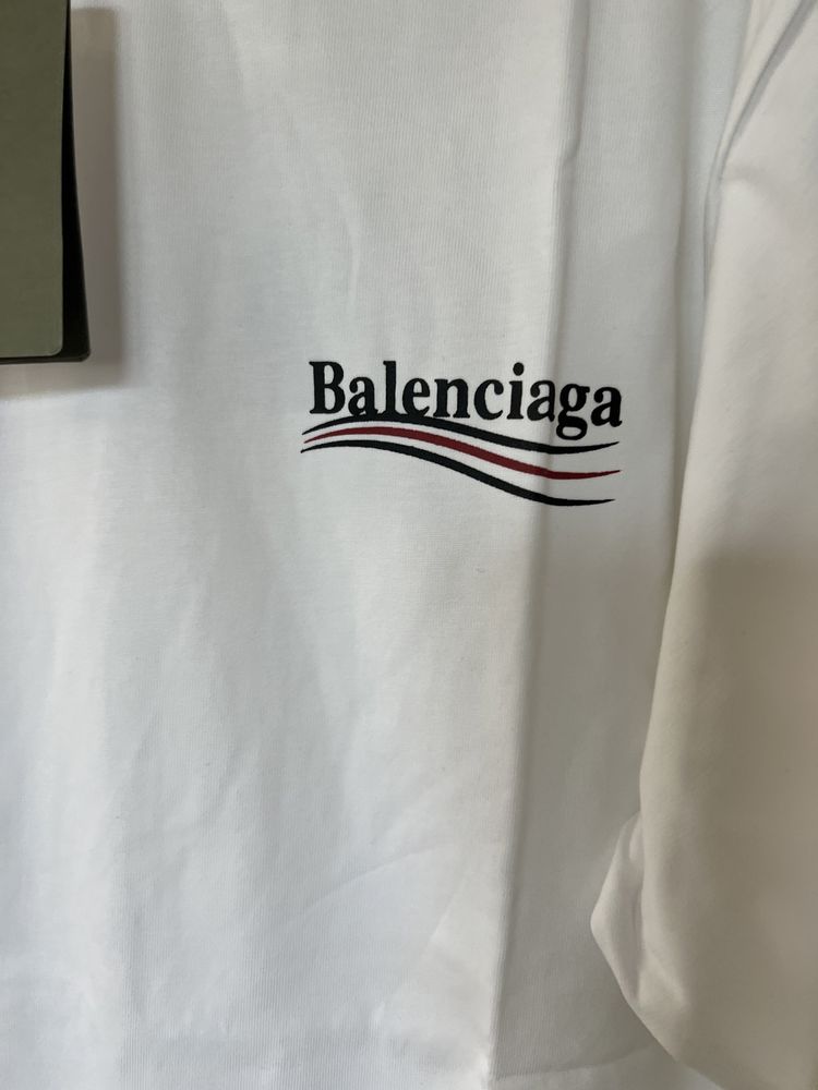 Футболка Balenciaga футболки