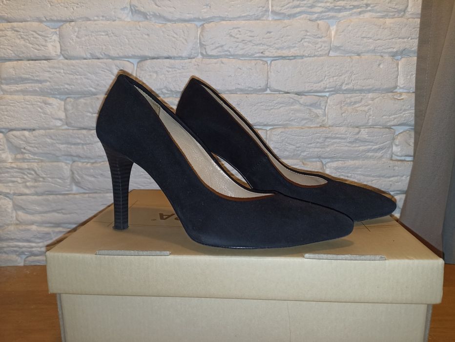 Туфлі човники замшеві Kasandra 36 чорні