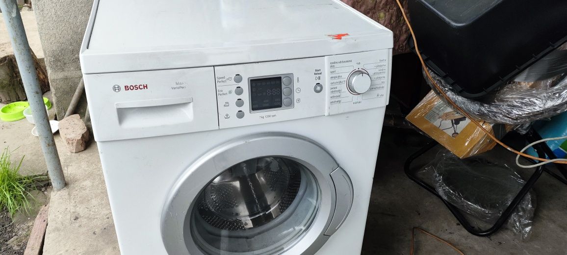 Продам пральну машинку Bosh