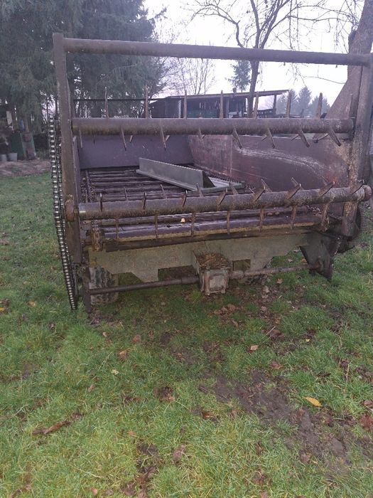 Розкидач органічних добрив 4т.