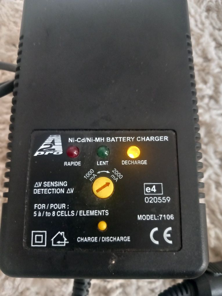 Carregador Ni-Cd/Nu-Mh baterias