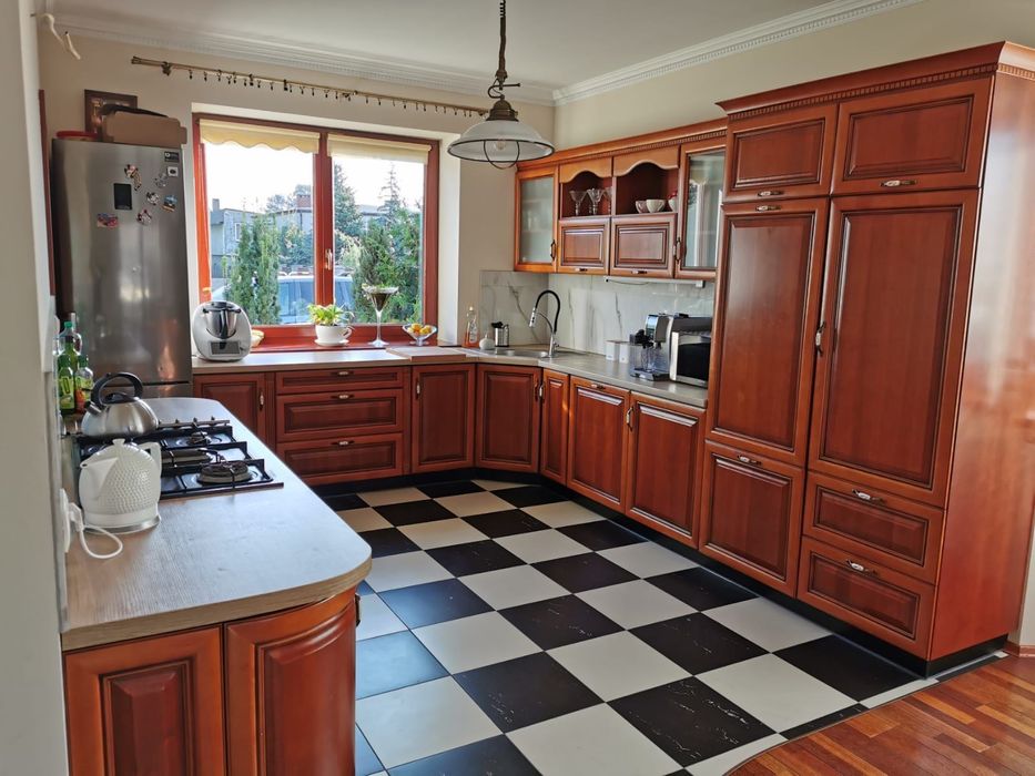 Dom 220 m² do wynajęcia wyłącznie dla firm.