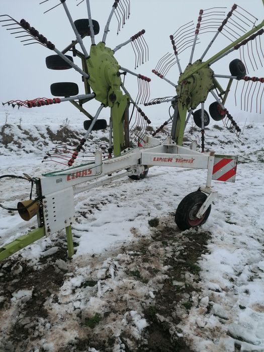 Zgrabiarka 2 karuzelowa Claas 1550