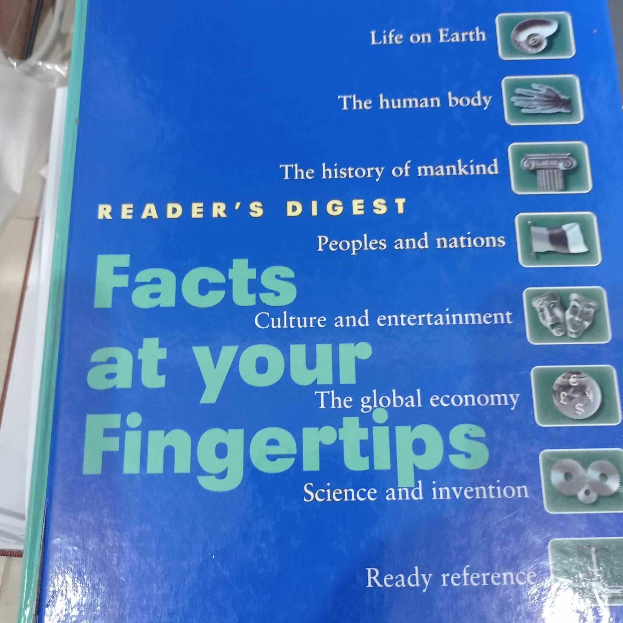 vendo livro Facts at your fingertips