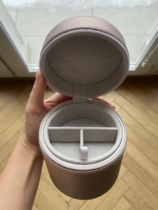 pojemnik na biżuterię (nowy, metaliczny brudny róż)