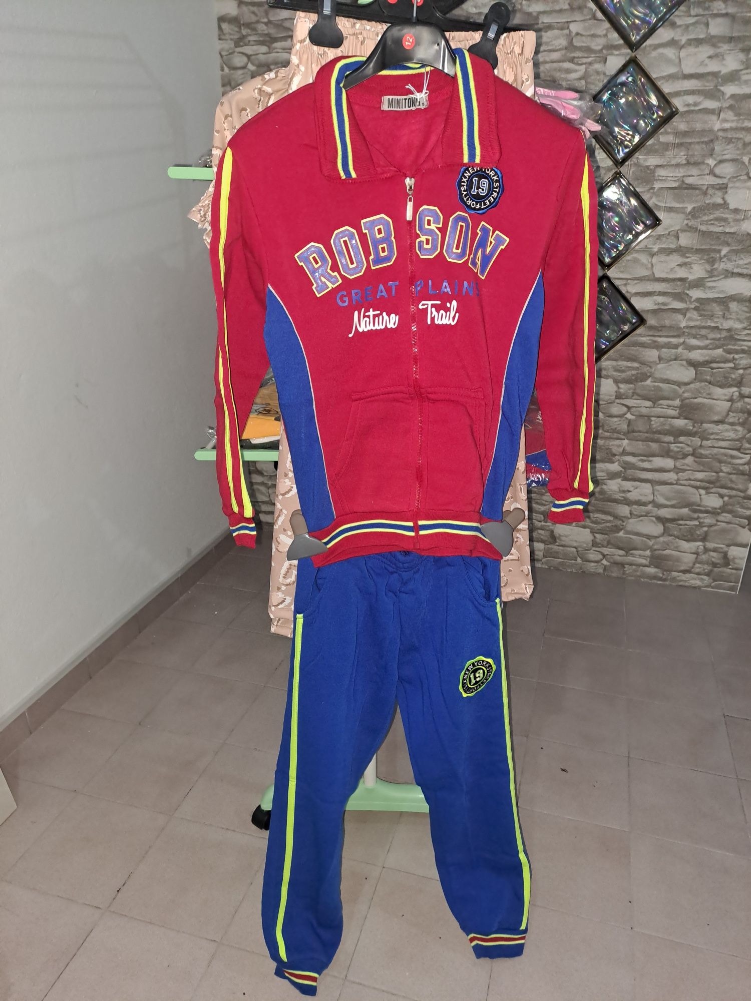 Roupa menino e menina