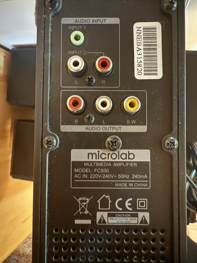 Zestaw glośników Microlab 2.1 sobwoofer, wzmaciacz