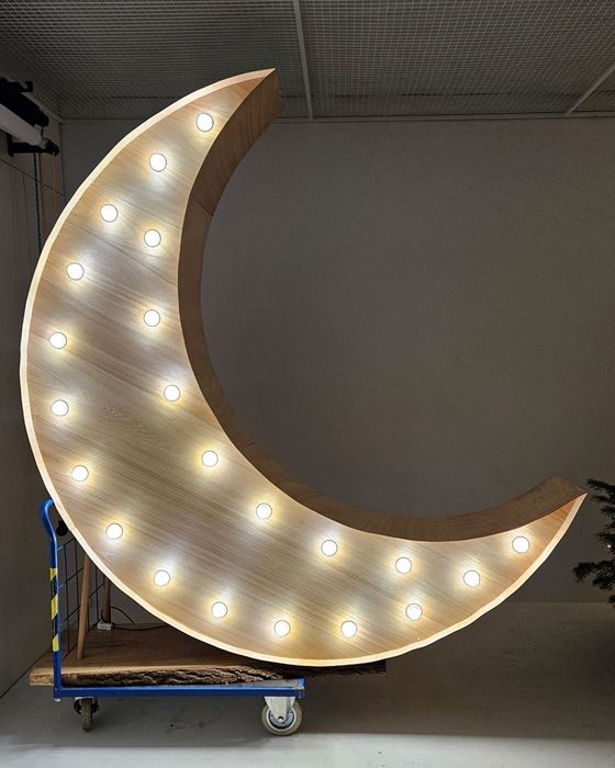 Drewniany Księżyc LED 220 cm, na sesje zdjęciowe, wesela