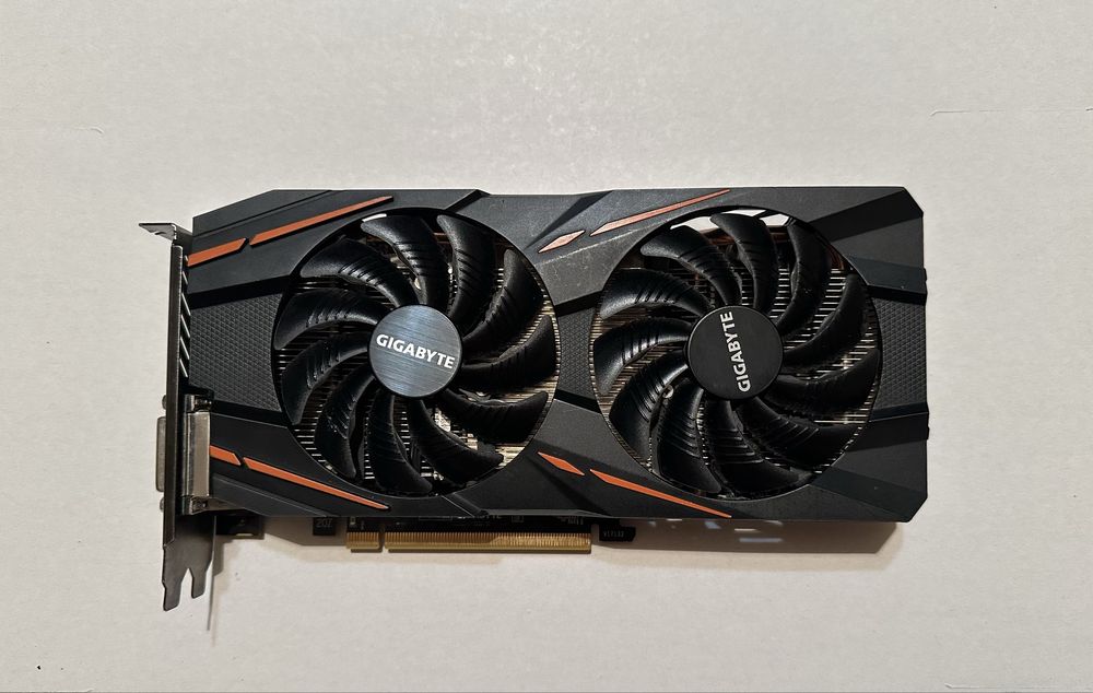 Видеокарта GTX1060 6gb Gigabyte