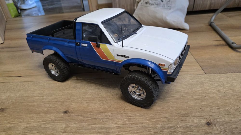 Model rc rc4wd tf2 hilux rc trial