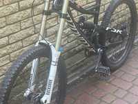 велосипед Specialized DH