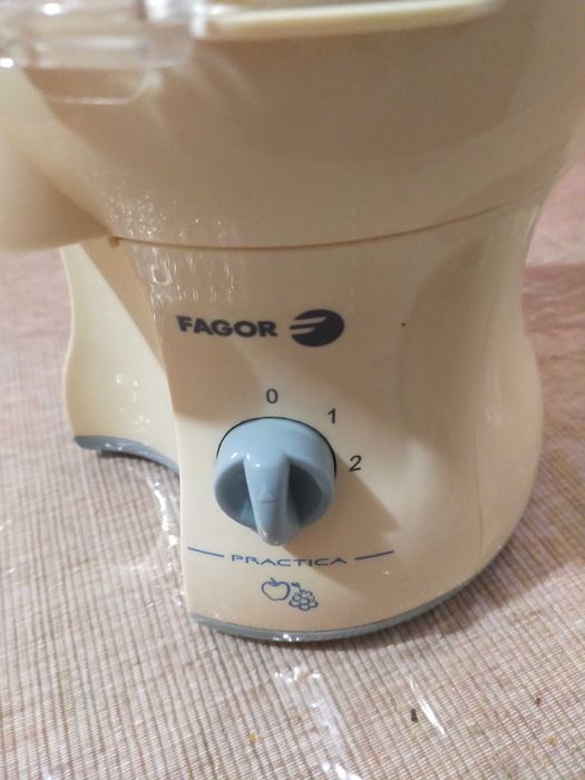 Máquina de sumos Fagor.Preço de oportunidade