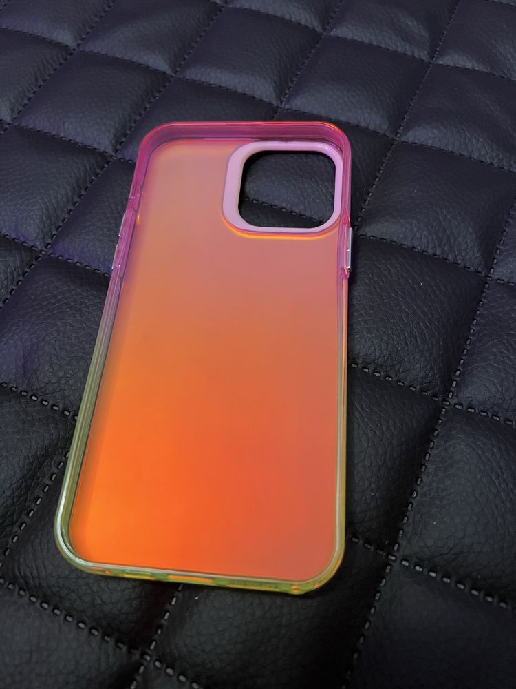 Modne, damskie etui dla IPhone 13 Pro Max