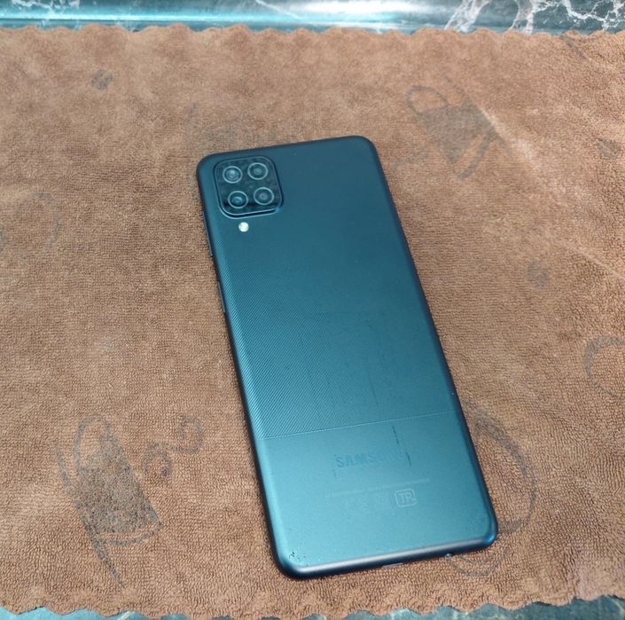 Продам Samsung A12 32/3.