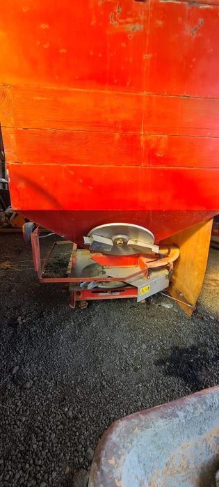 Espalhador de adubo kuhn