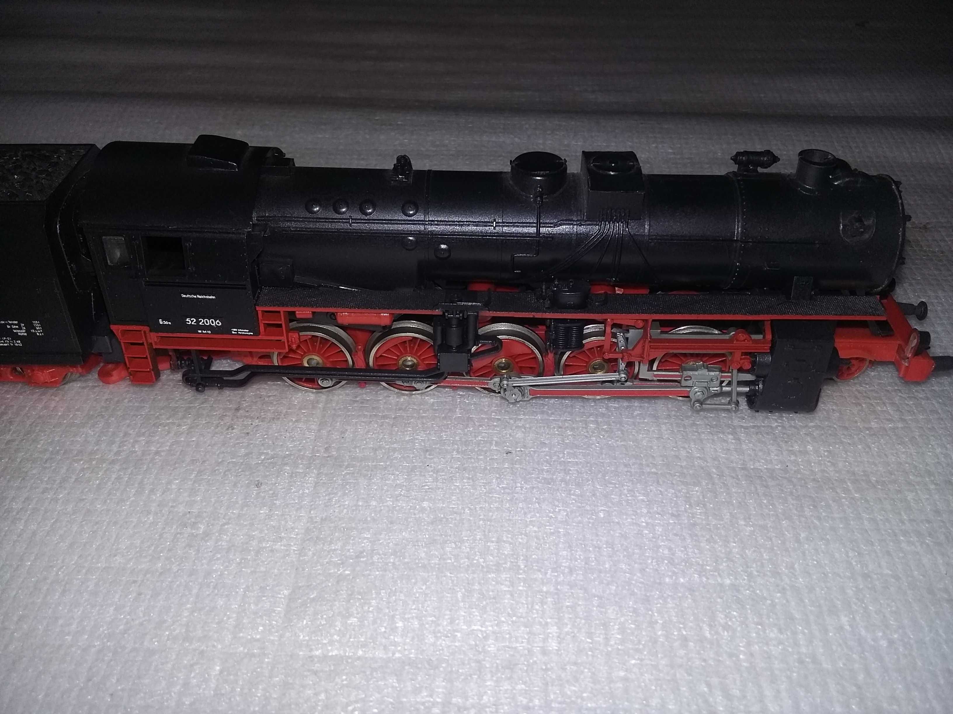 Lokomotywa parowóz Piko BR 52 skala H0