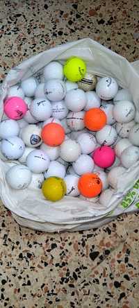 Bolas de golfe coloridas