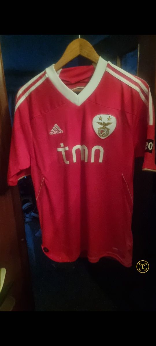 Camisola retro do benfica  do javi garcia  n 6 camisola  da liga.