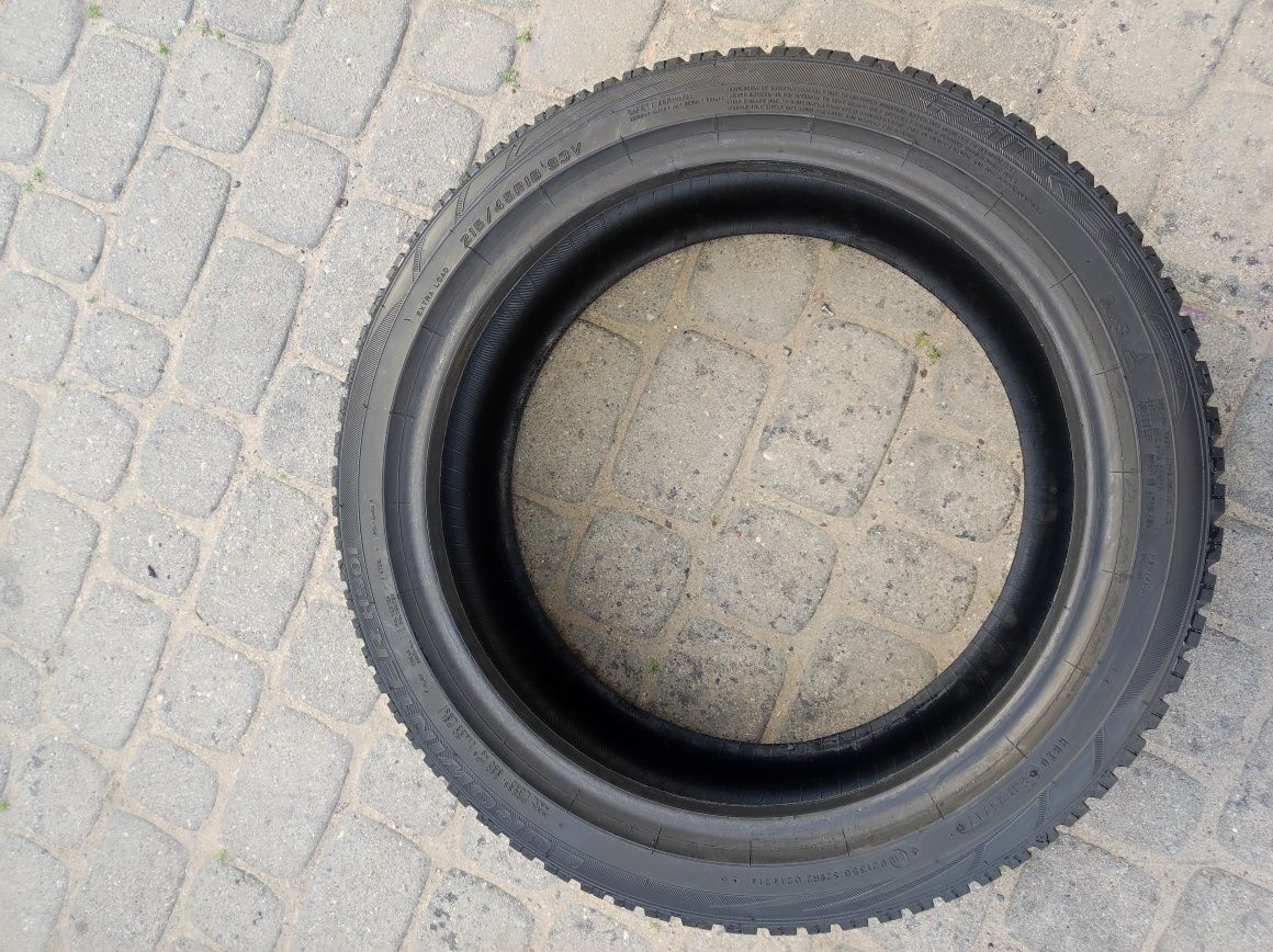215.45.18 komplet Falken EuroWinter HS01 bieżnik 8mm