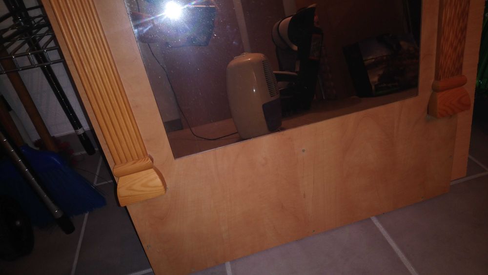 Espelho grande bem cuidado Madeira Maciça