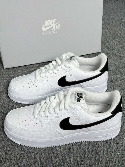 Nike Air Force 1 nowe White R.42