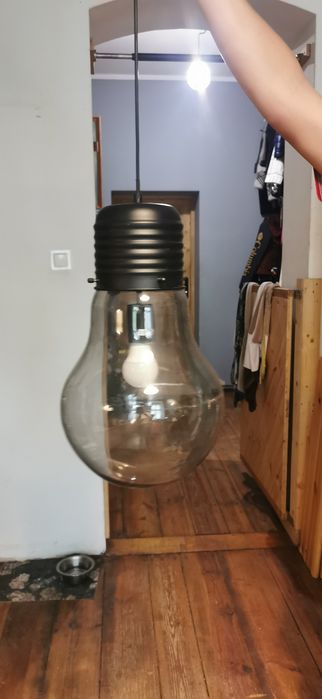 Lampa pokojowa Żarówka