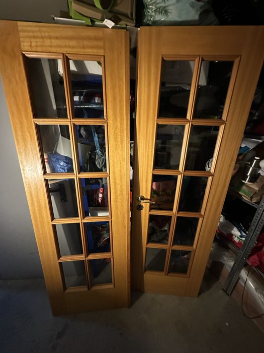 Portas madeira e vidro