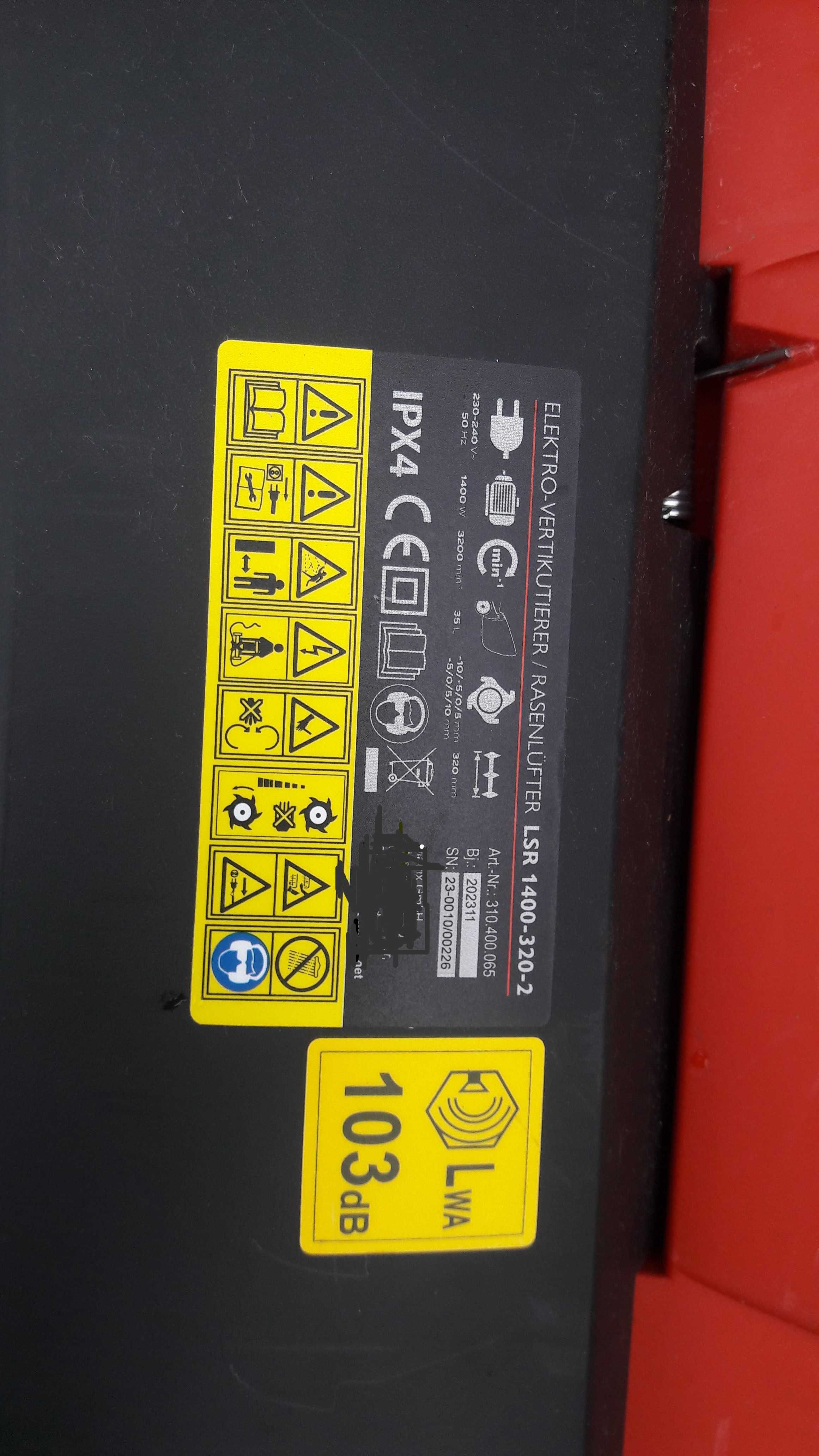 Wertykulator Matrix LSR  1400W 32cm 2 wałki oraz KOSZ FV