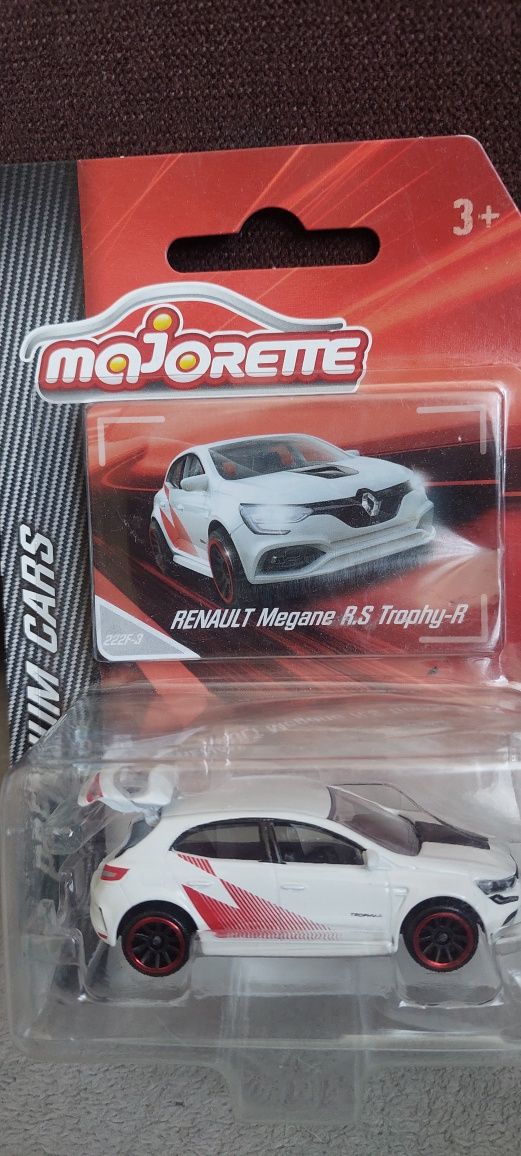 Autko metalowe Majorette PREMIUM Cars RENAULT Megane R.S Trophy- R