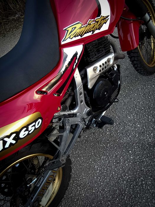 Honda NX650 Dominator 1999 - Versão Off-Road