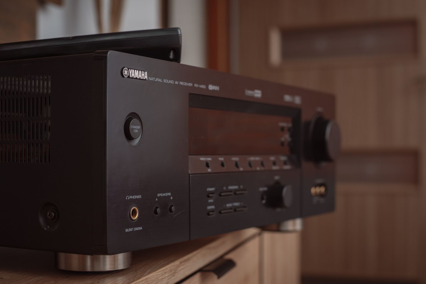 Amplituner kina domowego YAMAHA RX-V450