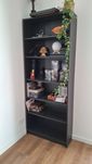 Estate IKEA Billy preta