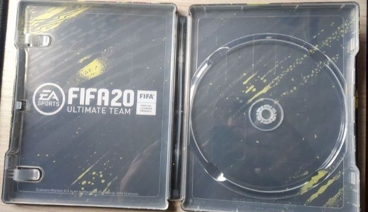 Kolekcjonerski steelbook Fifa 20