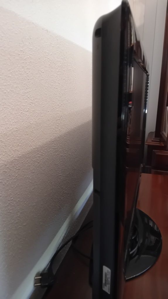 Televisão LG LCD a funcionar