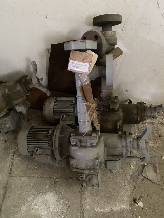 Электропривод с червячным редуктором УФ 23058 . Задвижка