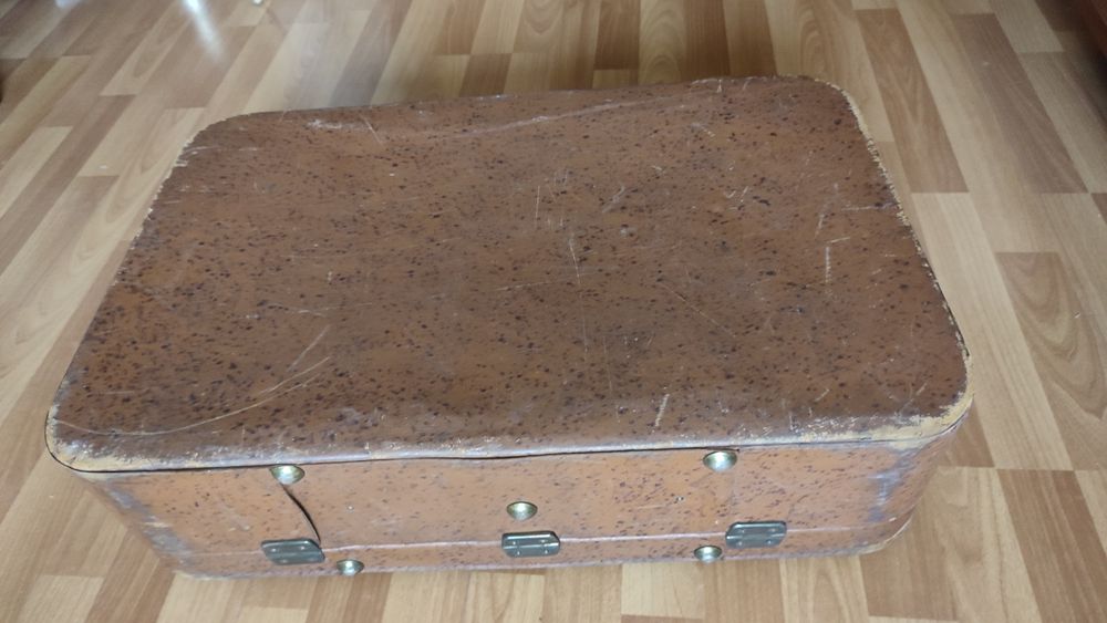 Чемодан дорожна сумка  валіза кожа легкий большой