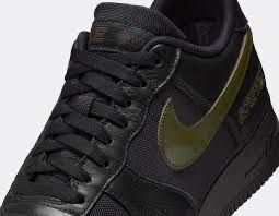 Оригінальні чоловічі кросівки Nike Air Force