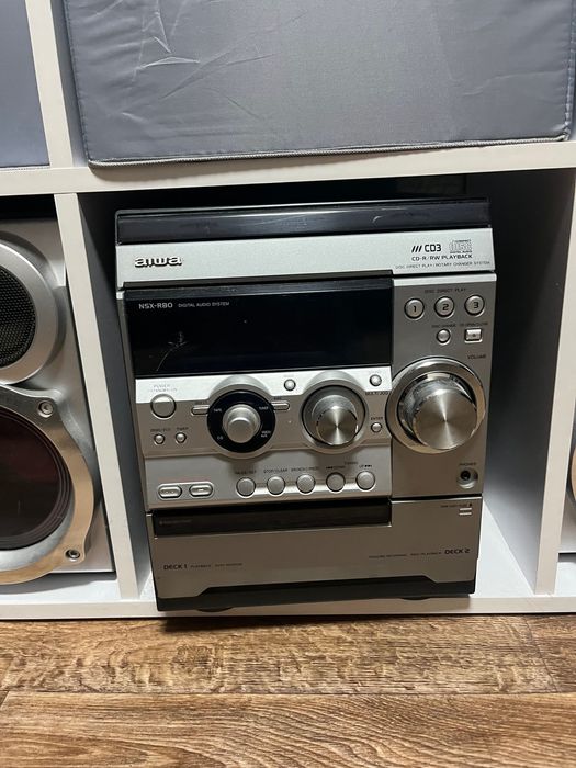 Музикальний центр